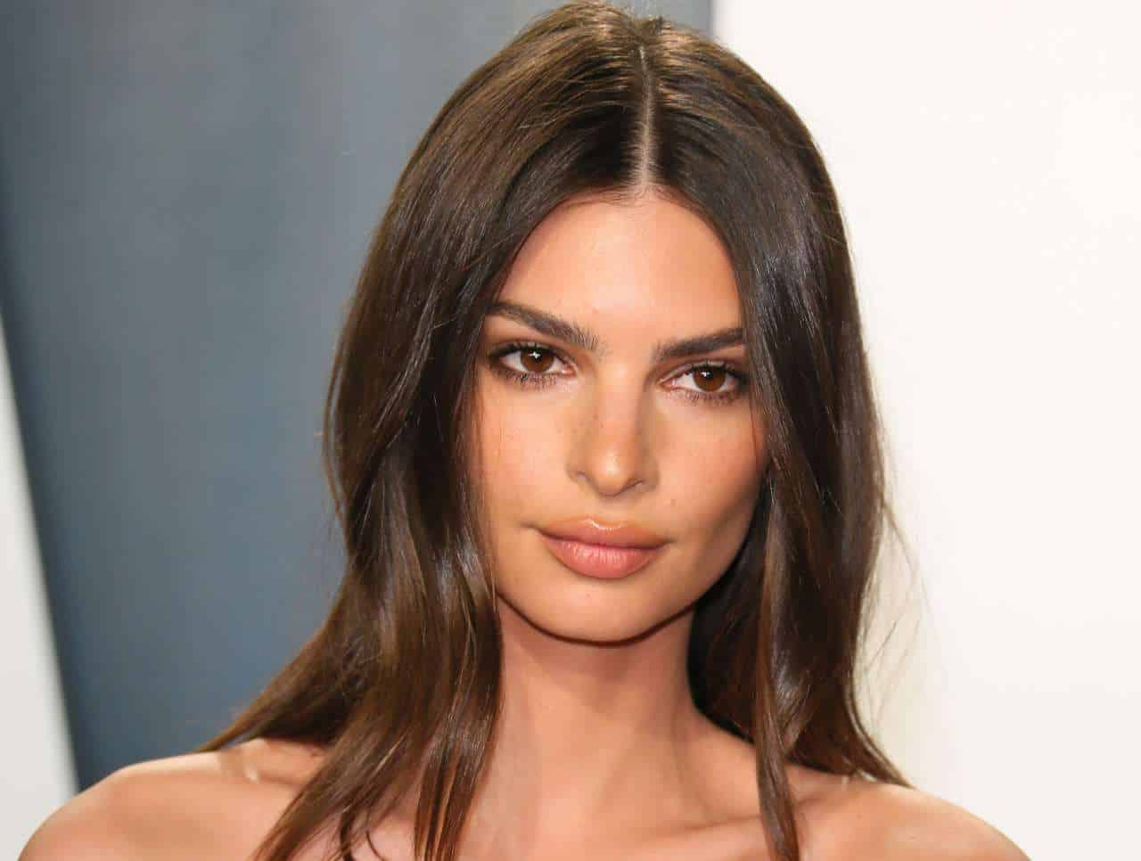 Emily Ratajkowski Livid At “Blonde” For Glamorizing The Pain Of Women ...